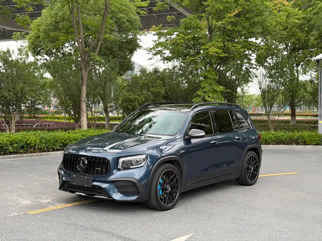 Купить Mercedes-Benz GLB AMG
