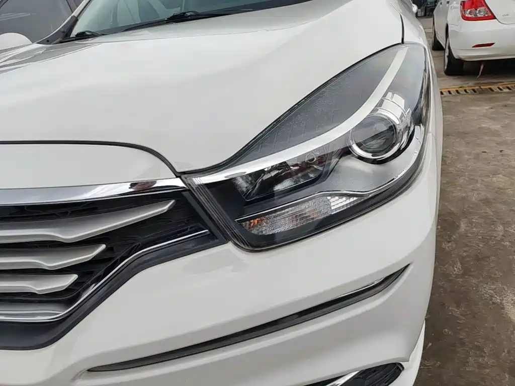 Haima Familia MPV — миниатюра 24