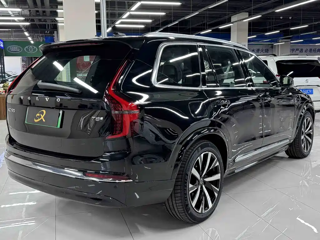 Volvo XC90 PHEV — миниатюра 4