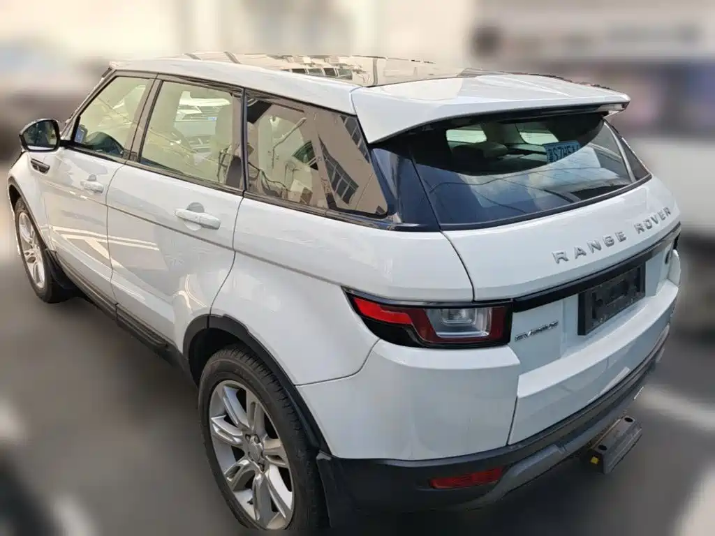 Land Rover Evoque — миниатюра 7
