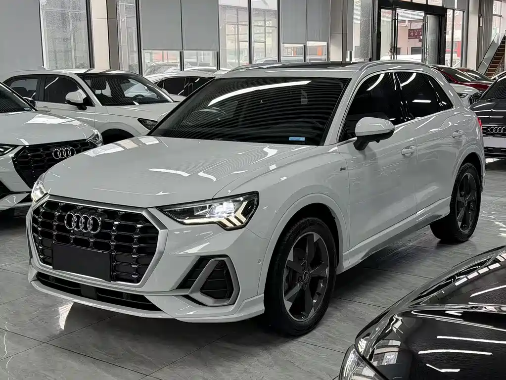 Audi Q3 2022