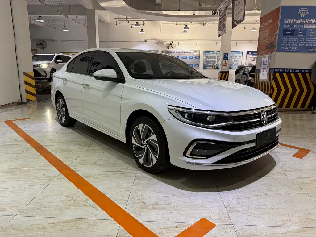 Volkswagen Bora — миниатюра 3