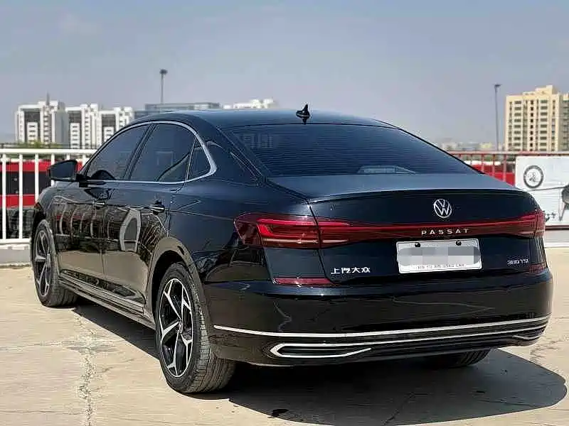 Volkswagen Passat — миниатюра 5