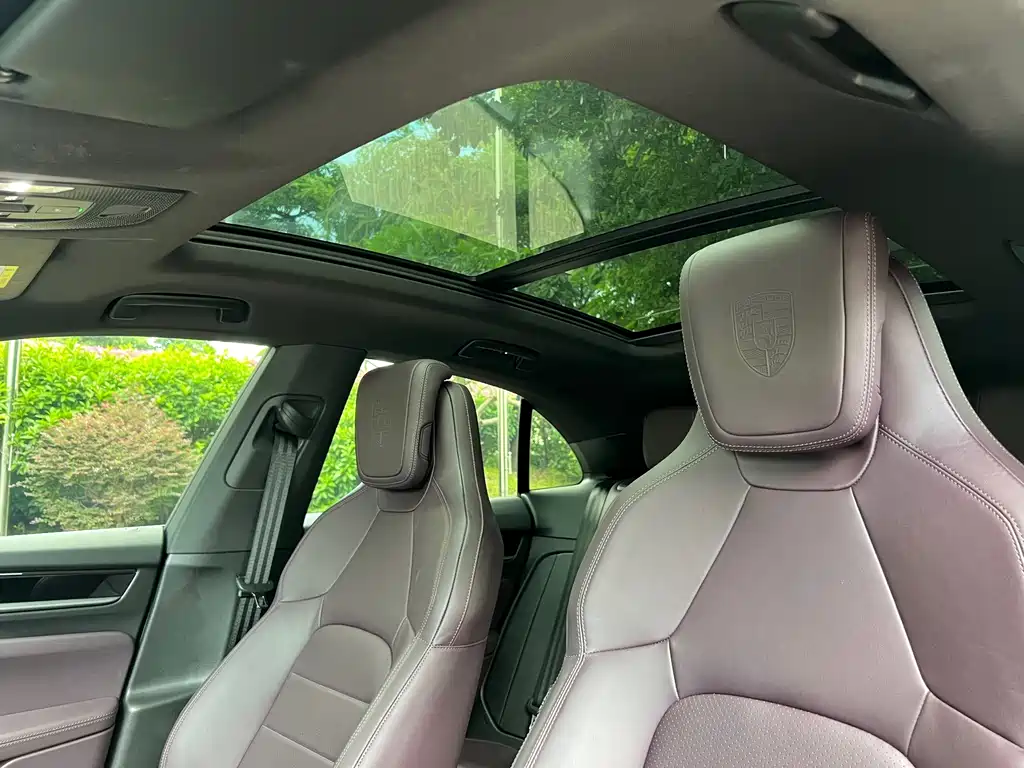 Porsche Macan EV — миниатюра 14