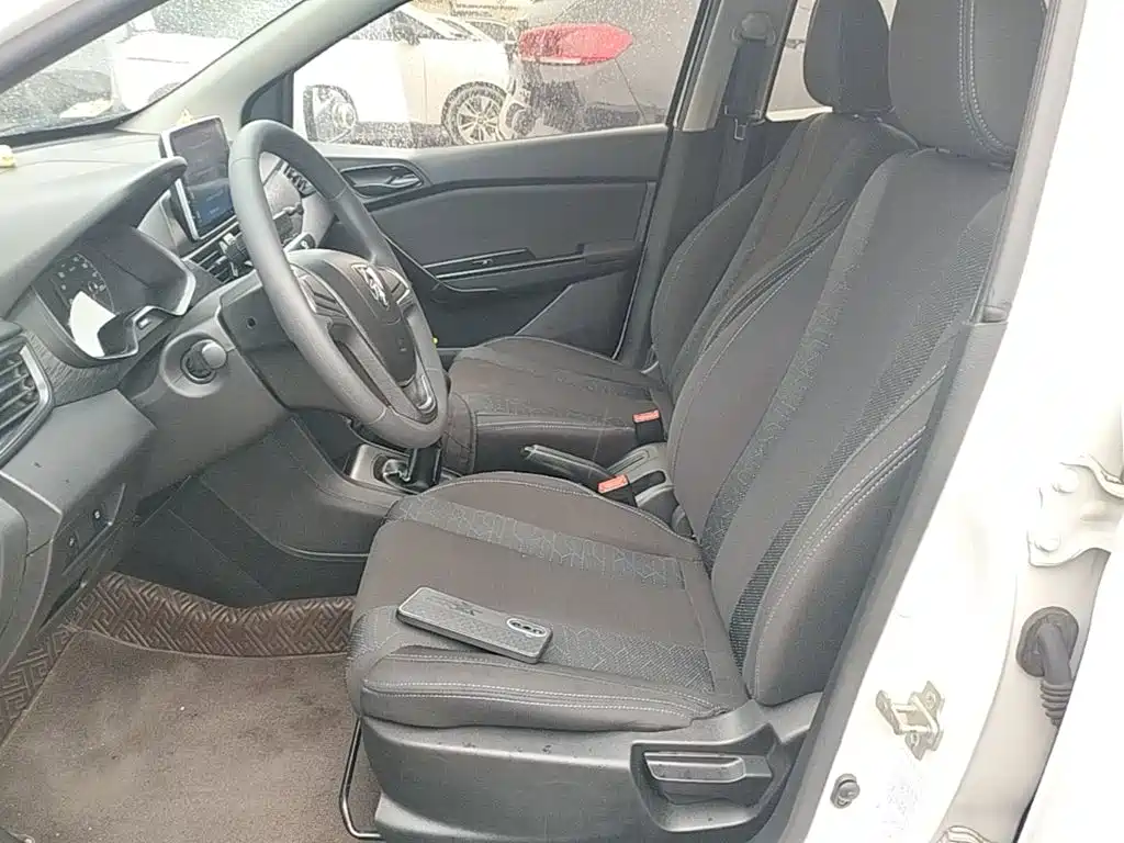 Baojun 310 — миниатюра 15