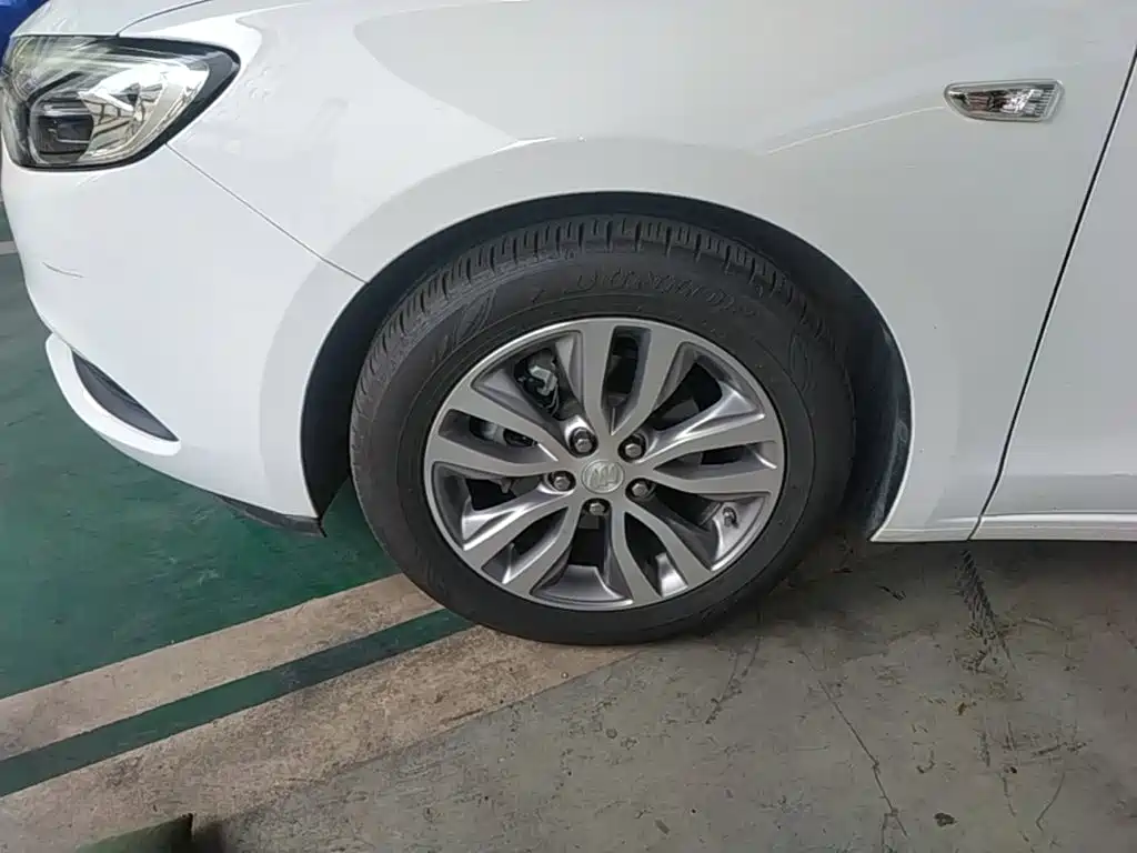 Buick Excelle — миниатюра 23