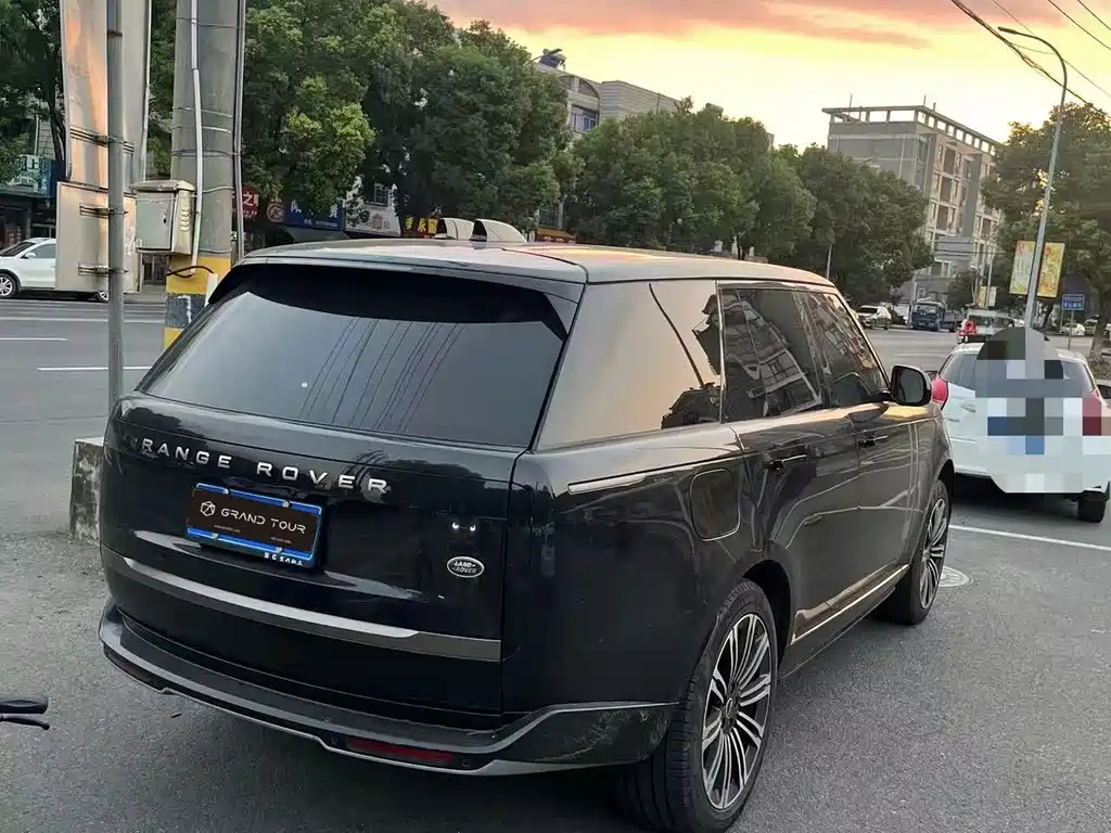 Land Rover Range Rover — миниатюра 7