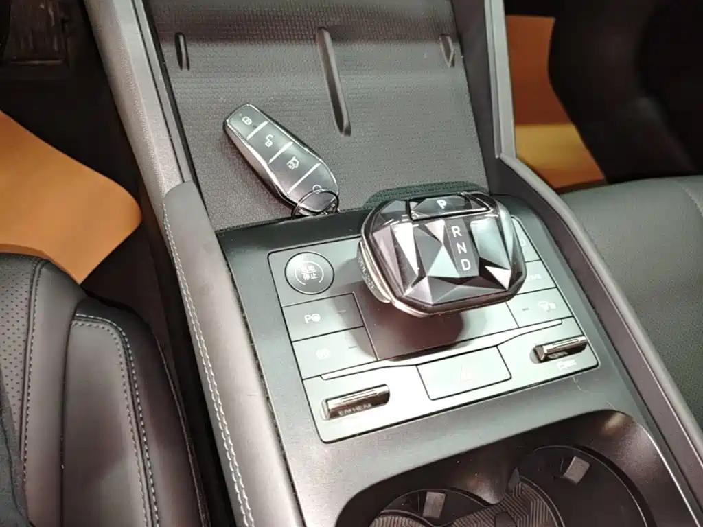 BYD Qin L — миниатюра 14
