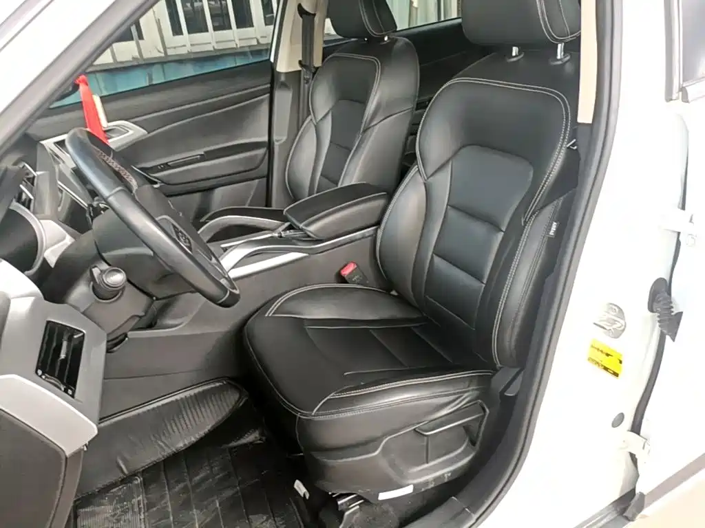 Geely Boyue — миниатюра 15