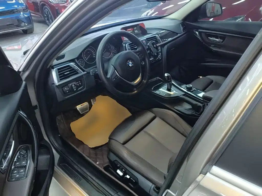 BMW 3 Series — миниатюра 16