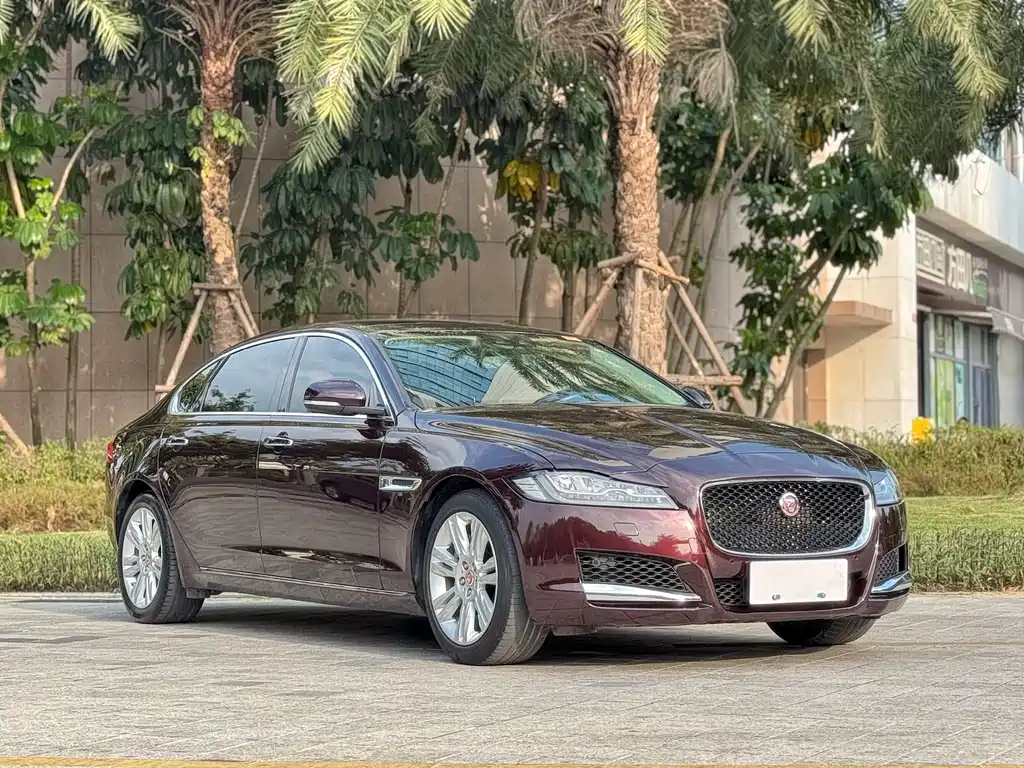 JAGUAR XFL