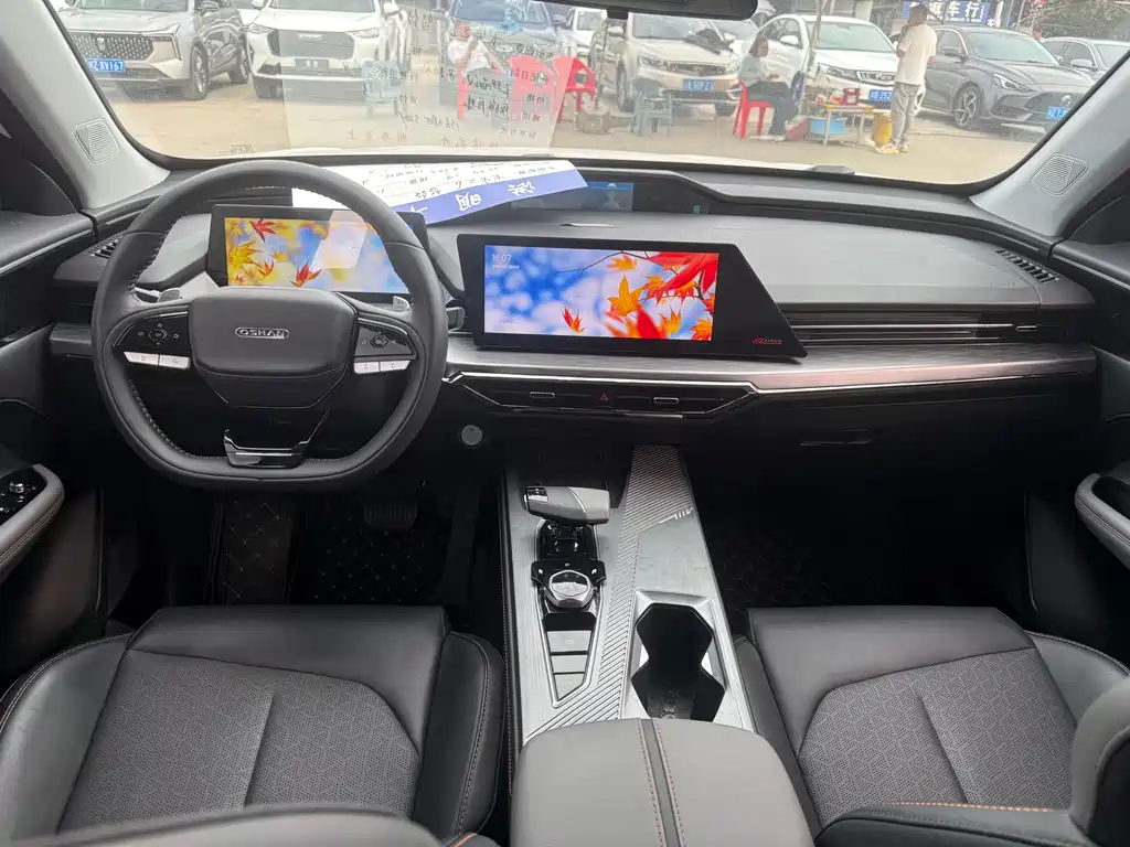 CHANGAN CHANGAN AUCHAN Z6