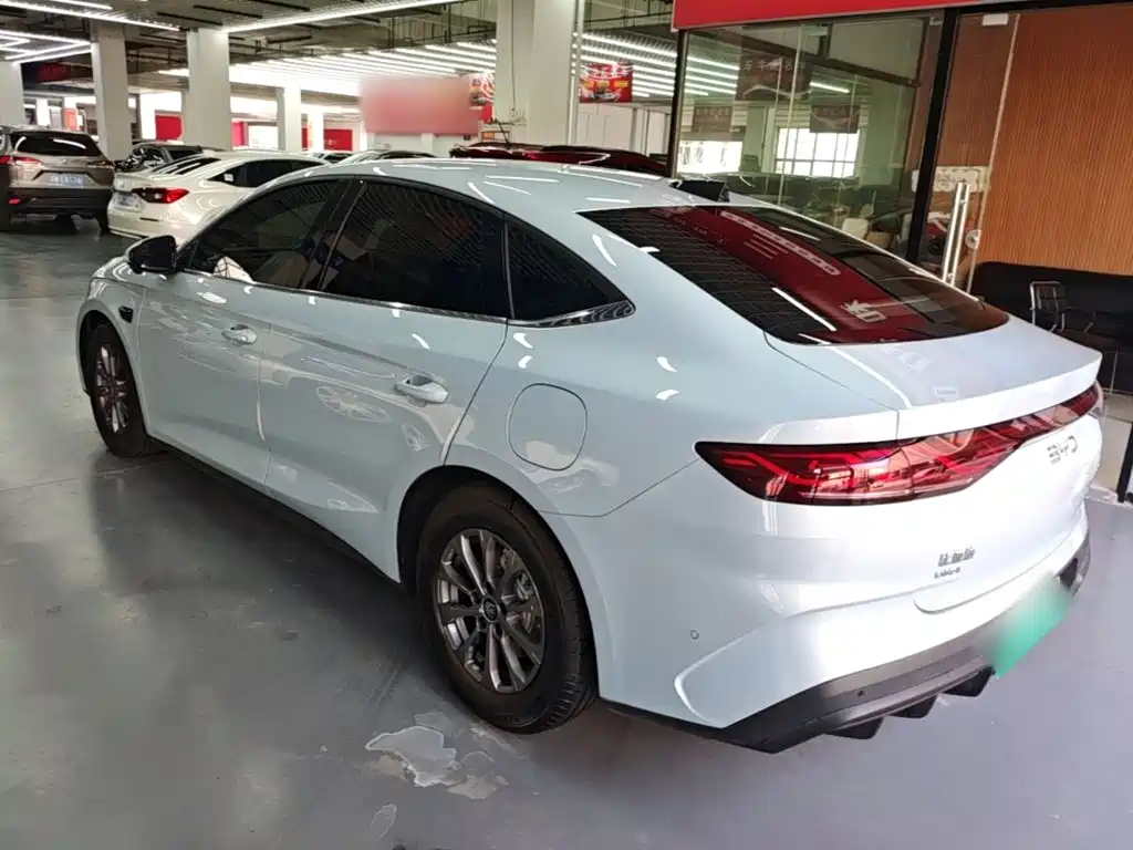 BYD Qin L — миниатюра 5