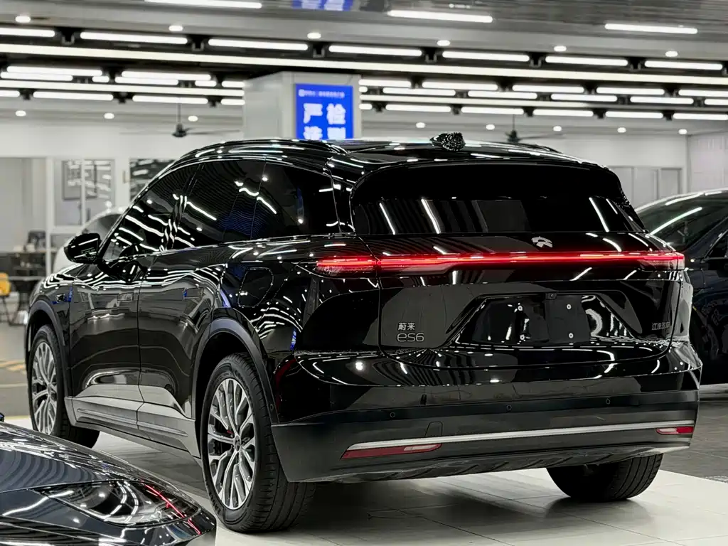 NIO ES6 — миниатюра 4