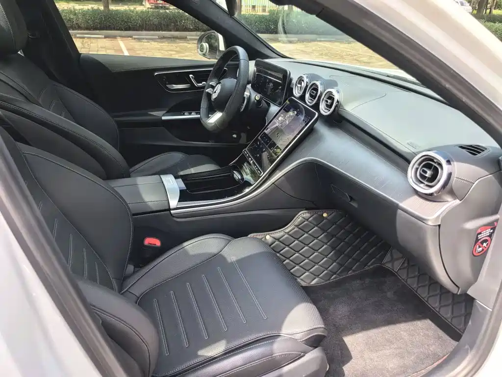Mercedes-Benz C-Class — миниатюра 10