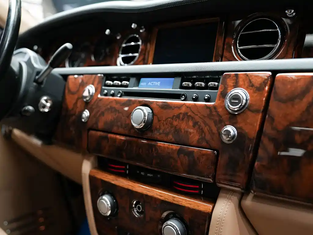 Rolls-Royce Phantom — миниатюра 13