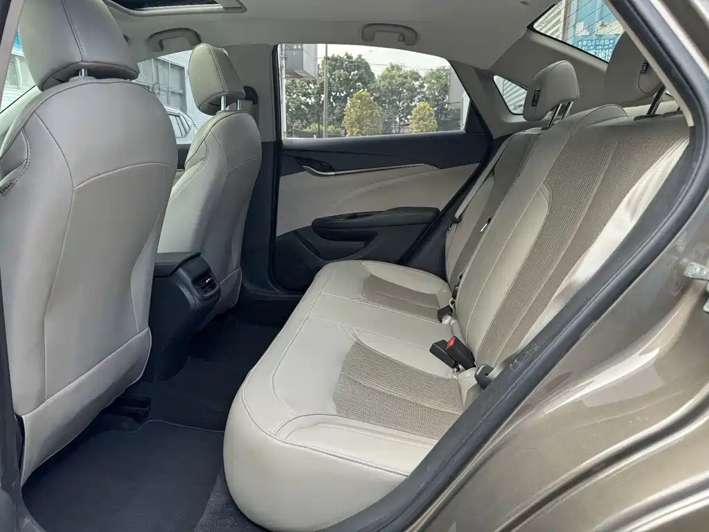 Buick Excelle GT 18T DCT Elite Type, фото 6