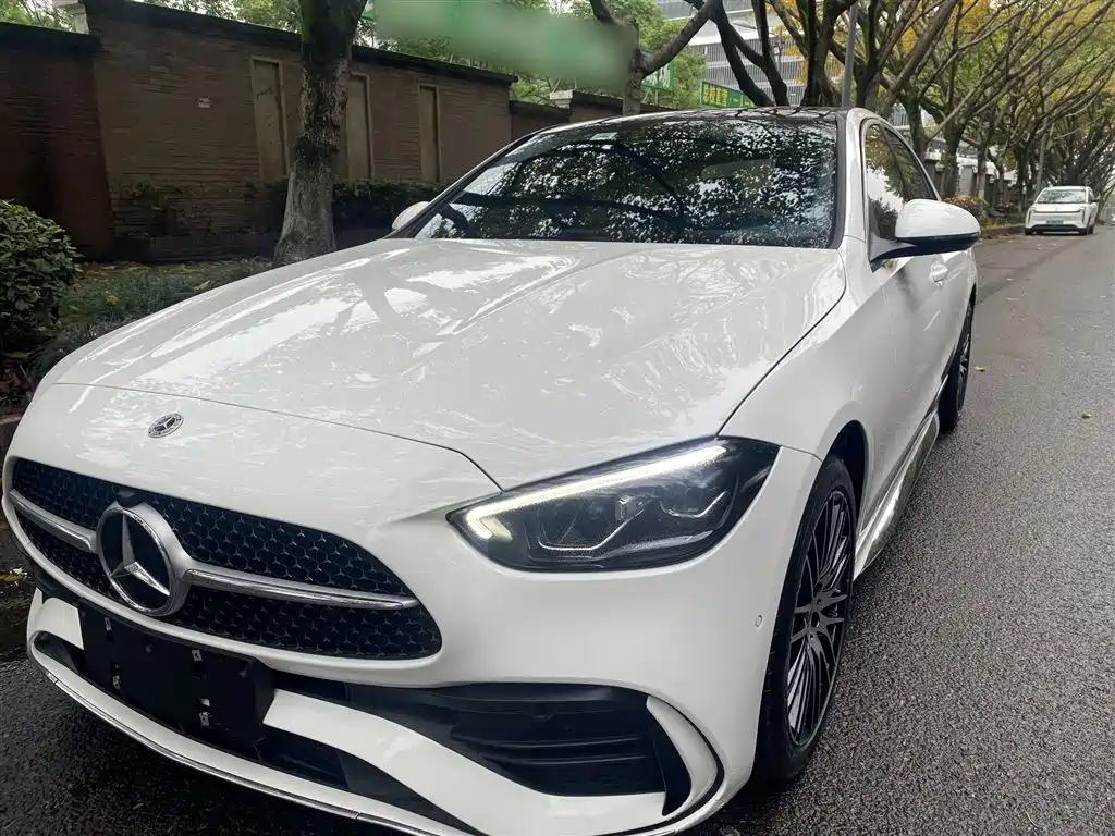Mercedes-Benz C-Class 2022