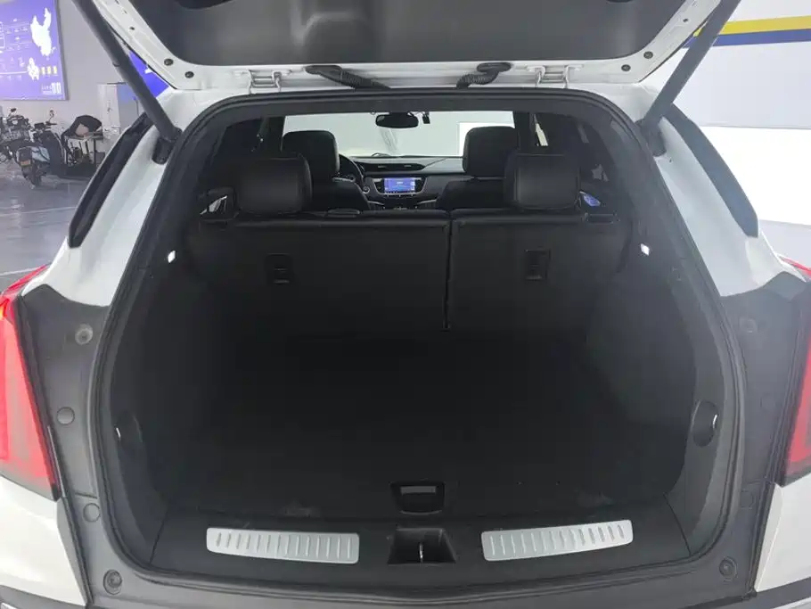 Cadillac XT5 — миниатюра 4