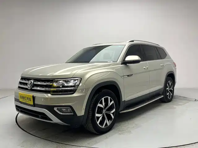 VOLKSWAGEN TOURANG 2018