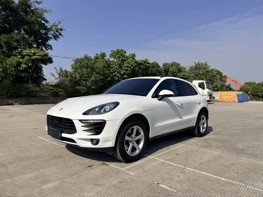 Купить Porsche Macan