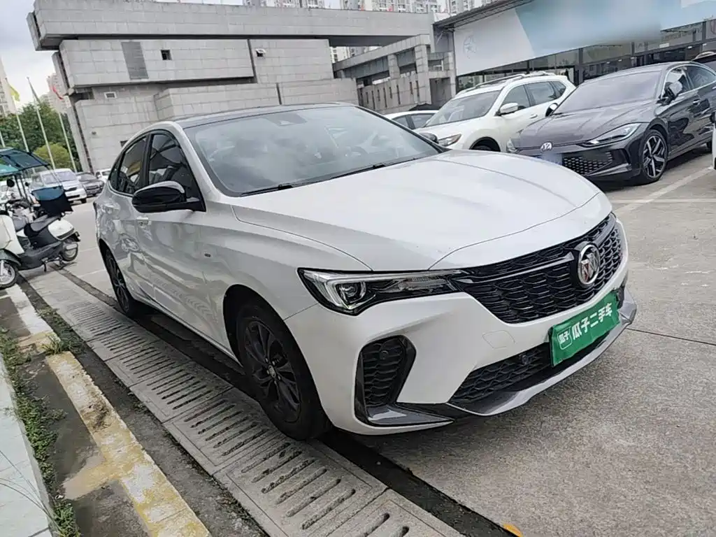 Buick Verano — миниатюра 4