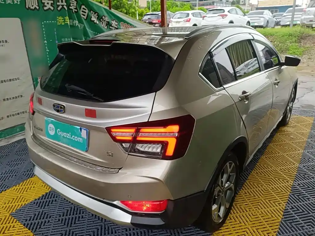 Geely Vision S1 — миниатюра 7