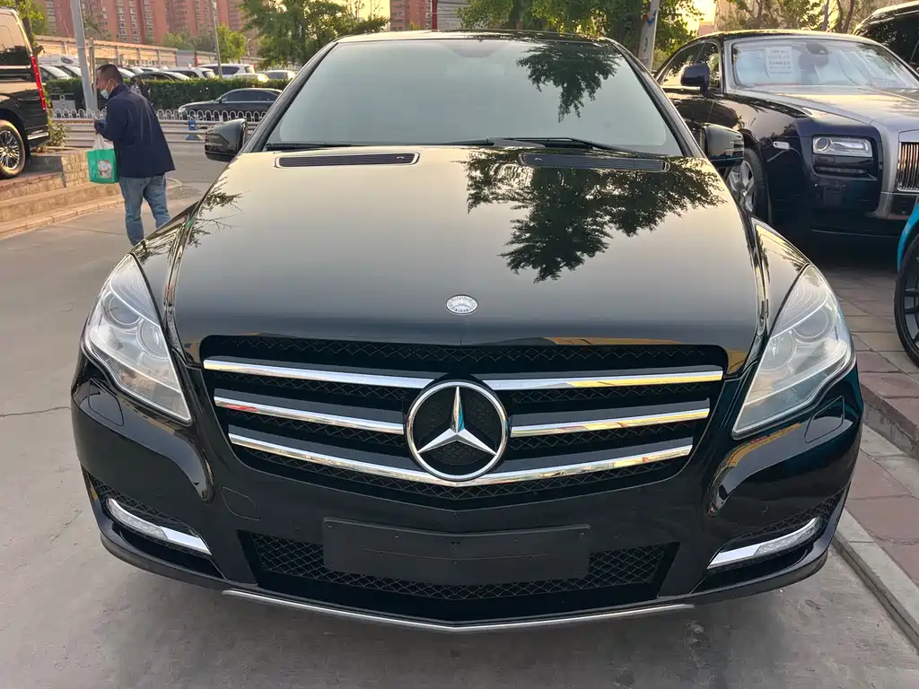 Mercedes-Benz R 2014 R 320 4MATIC
