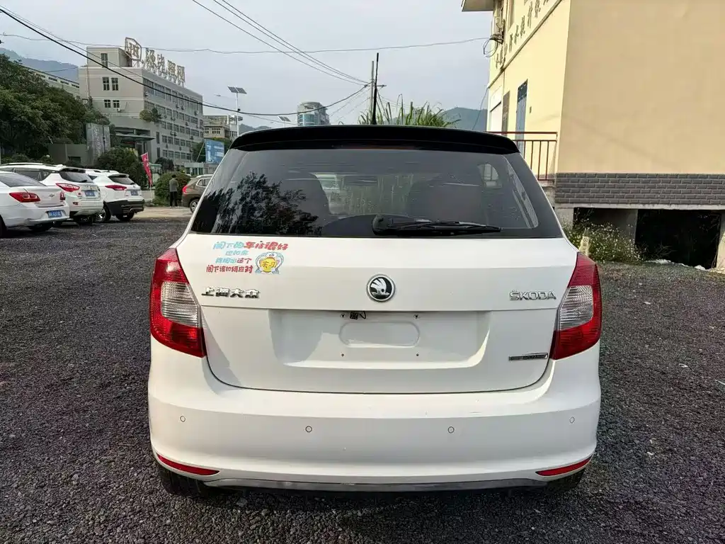 Skoda Fabia — миниатюра 4