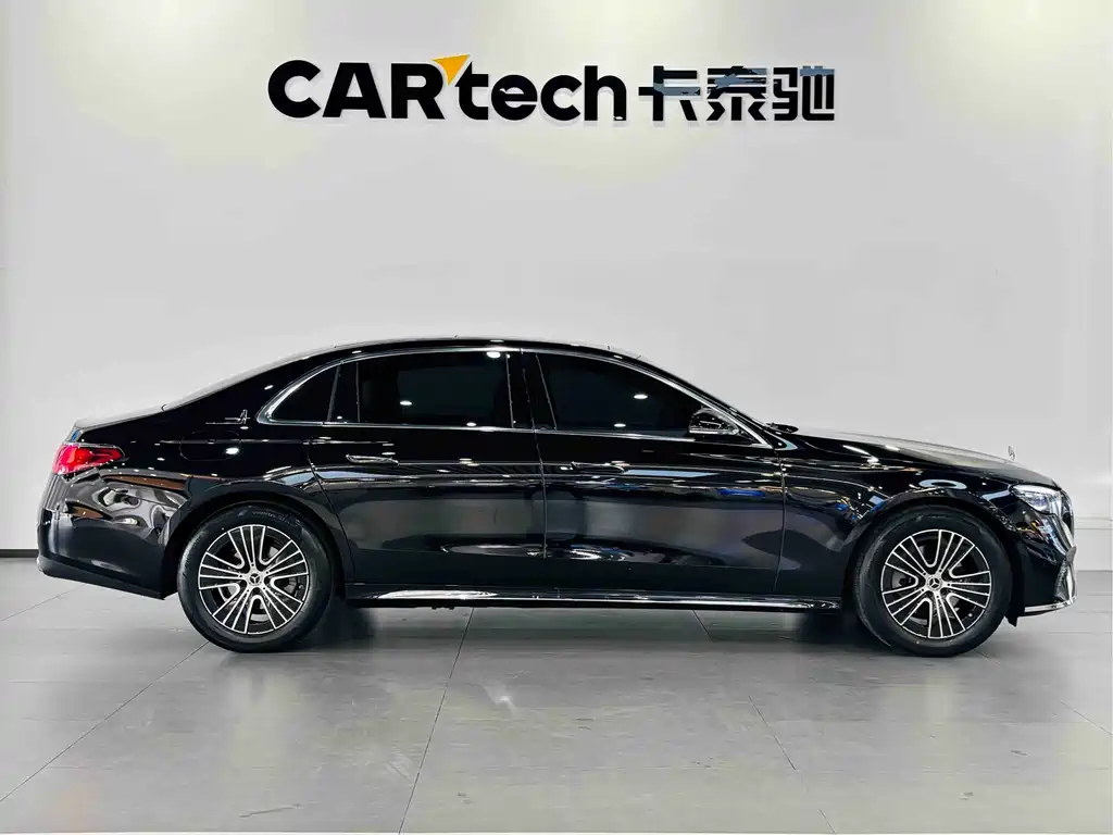 Mercedes-Benz E-Class — миниатюра 4