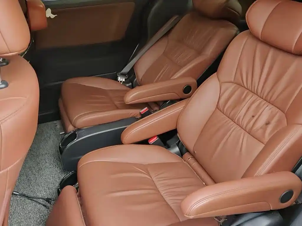 Honda Odyssey — миниатюра 8