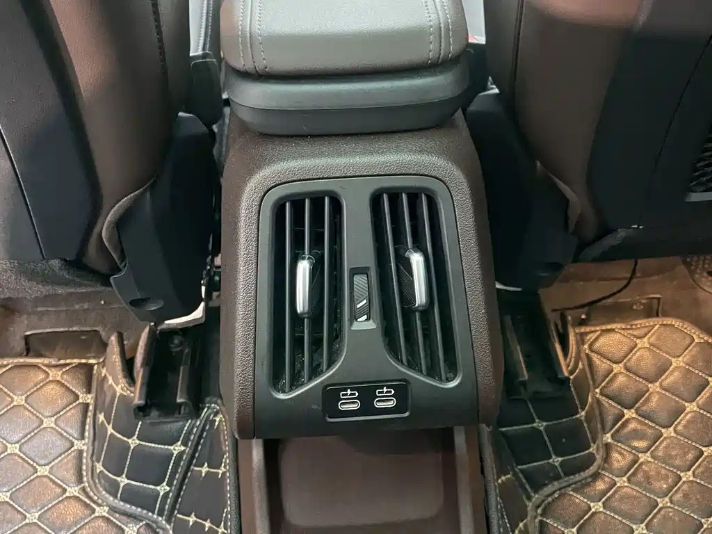 BMW X1 — миниатюра 11