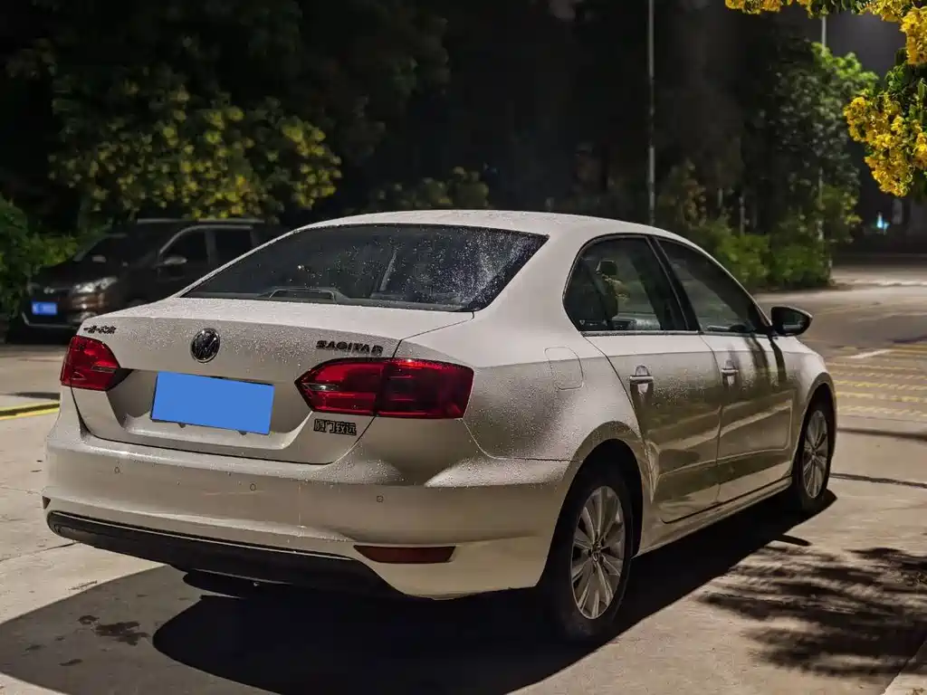 Volkswagen Sagitar — миниатюра 6
