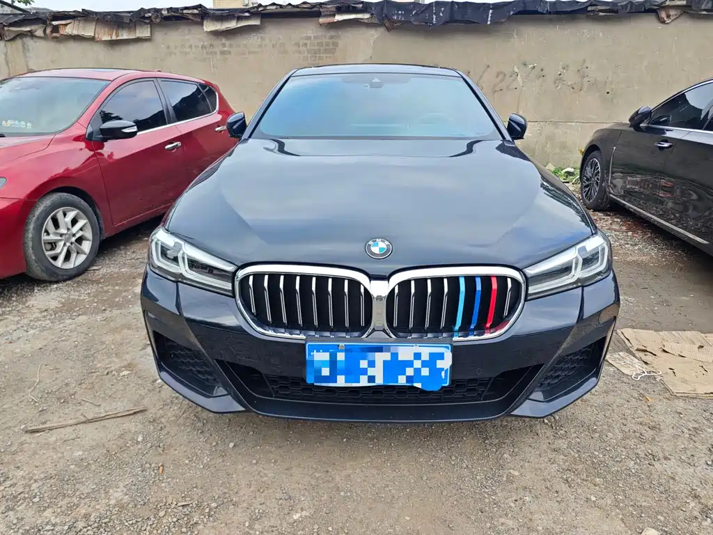 BMW 5 Series — миниатюра 2