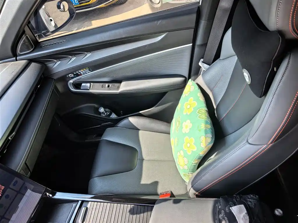 GEELY AUTOMOBILE BOYUE