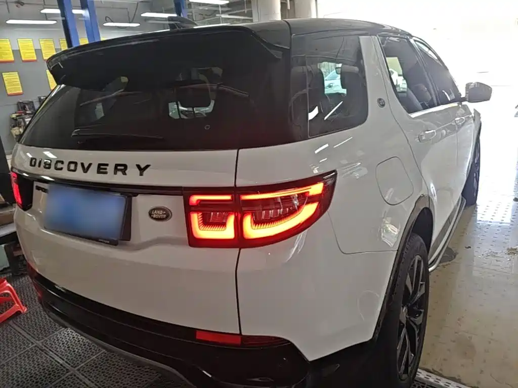 Land Rover Discovery Sport — миниатюра 7
