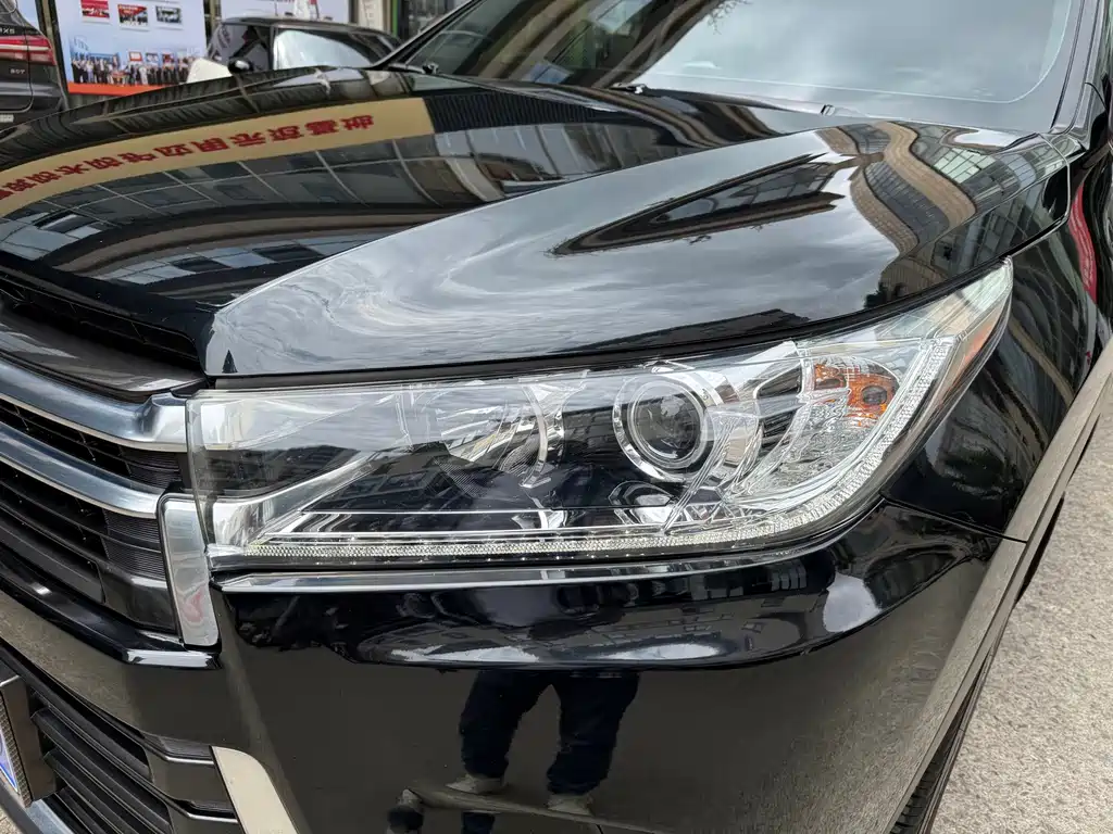 Toyota Highlander — миниатюра 30