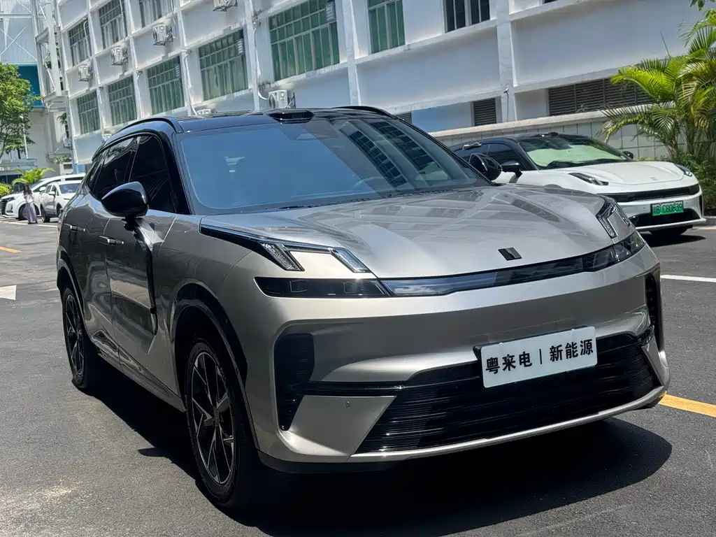 Lynk & Co 08 EM-P 2026 160 Max