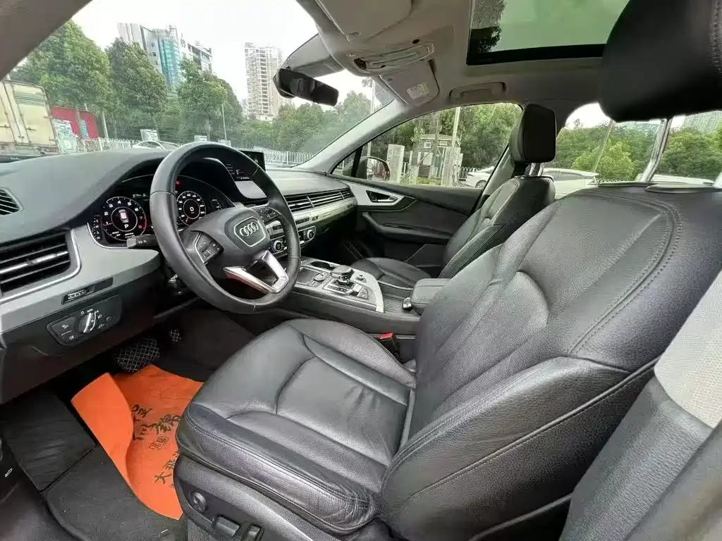 Audi Q7 2018 40 TFSI Comfort