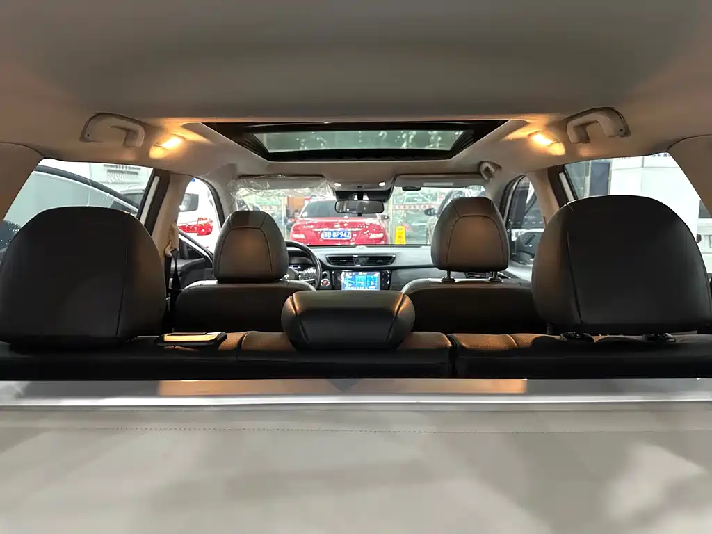 Nissan X-Trail — миниатюра 25
