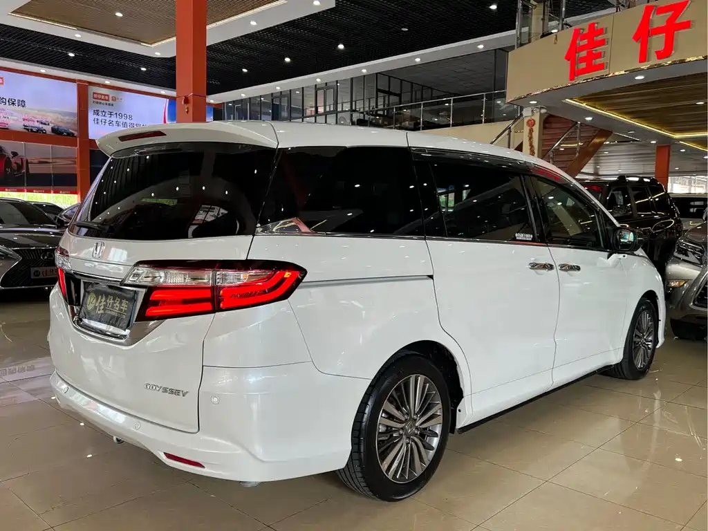 Honda Odyssey 2.4L Smart Edition, фото 4