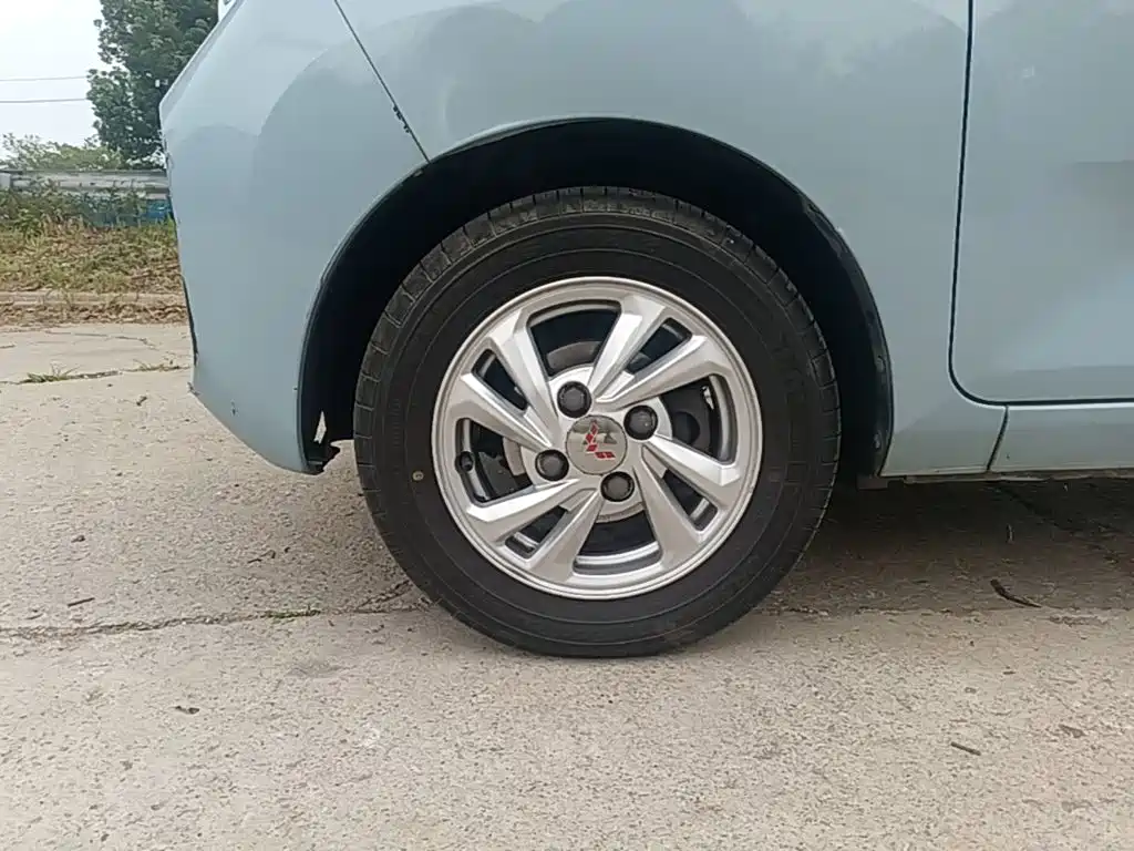 Wuling MINIEV — миниатюра 23