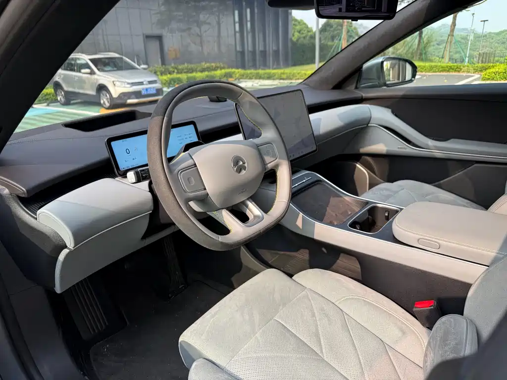 NIO ET5T 2025 Champion 75kWh Touring