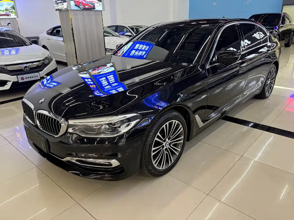 BMW 5 Series — миниатюра 16