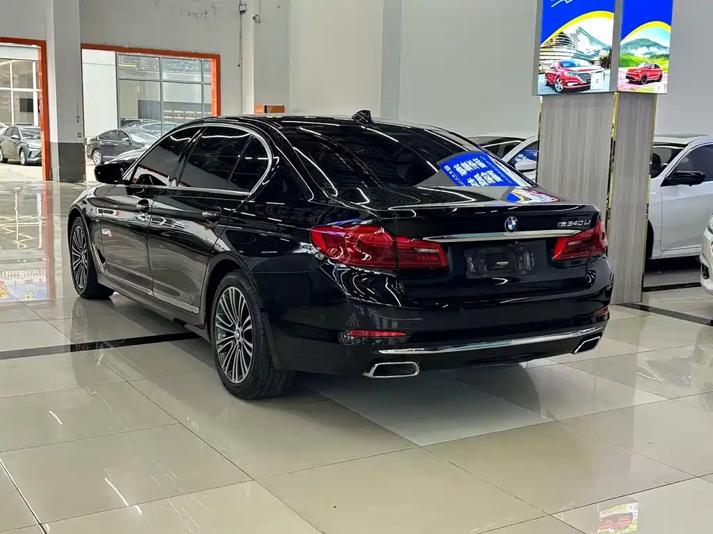 BMW 5 Series — миниатюра 14