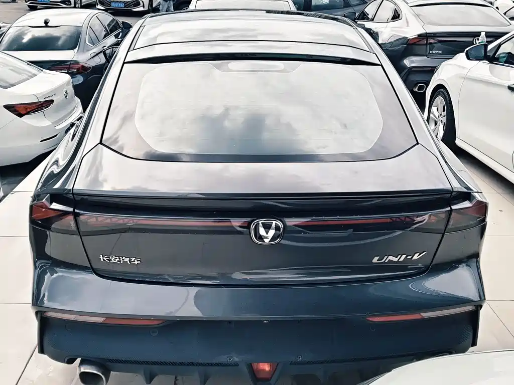 Changan UNI-V — миниатюра 15
