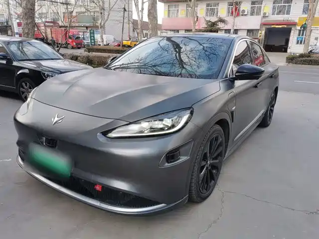 ARCFOX Alpha S