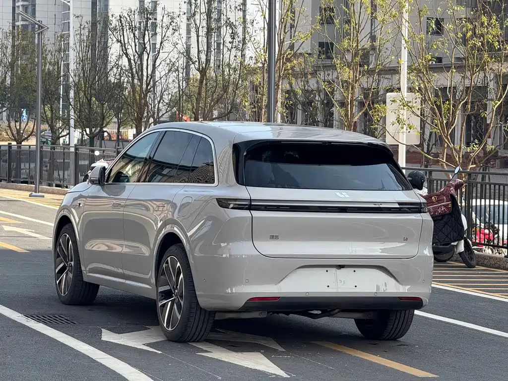 Li Auto IDEAL L6