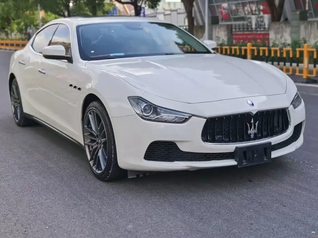 MASERATI GHIBLI