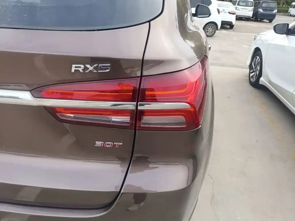 Roewe RX5 — миниатюра 8